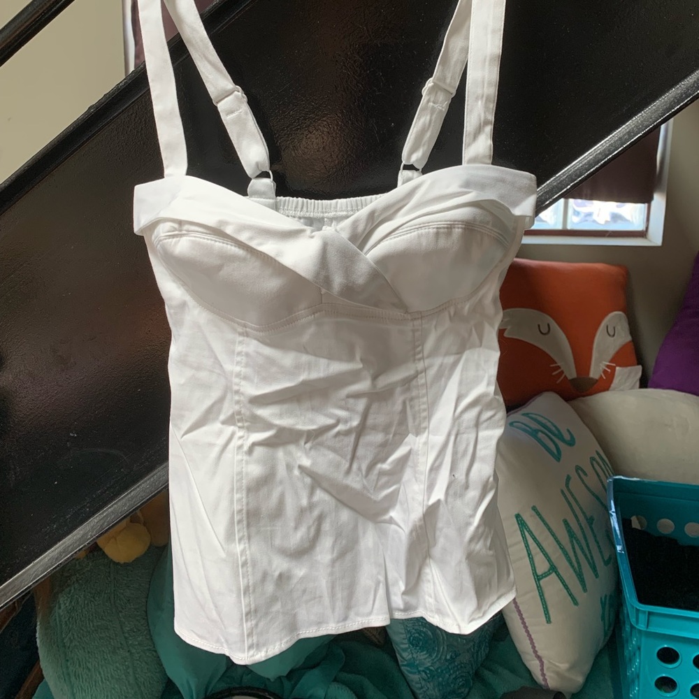 White summer top from pug